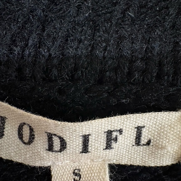 Jodifl Size Small  Black oversize Sweater with crotchet sleeves - Picture 5 of 8